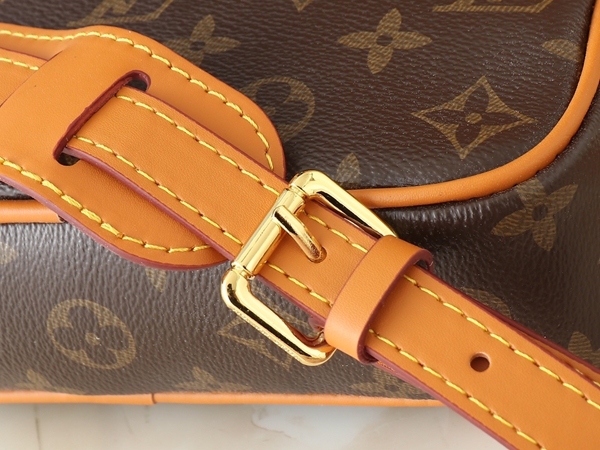 ルイヴィトンバッグ細部ディテール